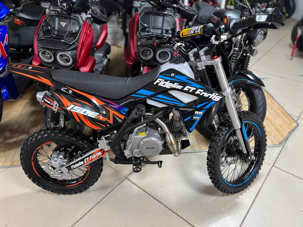 Мотоцикл (питбайк) PROMAX FIDET (ФАЙДЕТ) 190E PRO 17/14 в Чите