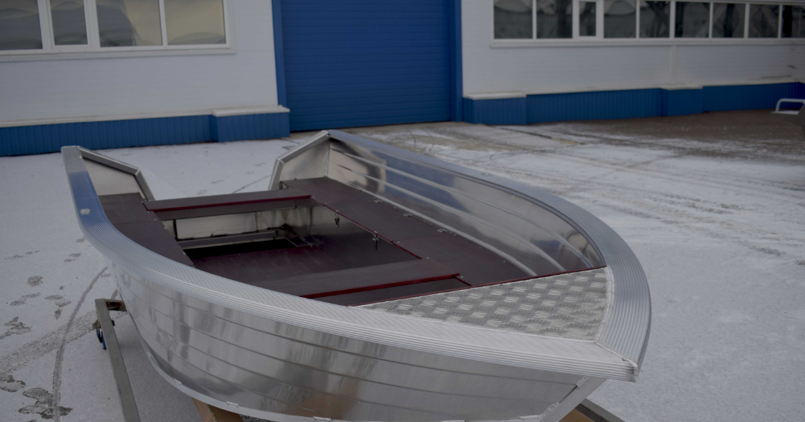 Алюминиевая лодка Неман-400 в Чите