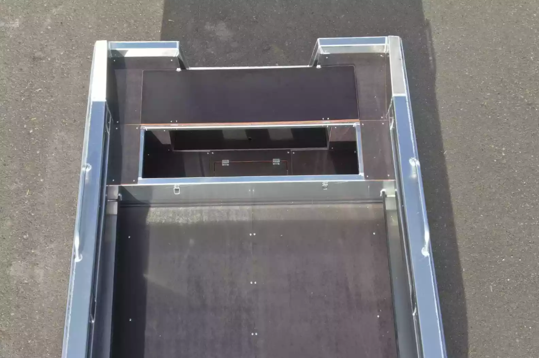 Алюминиевая лодка  Неман-480 Р в Чите