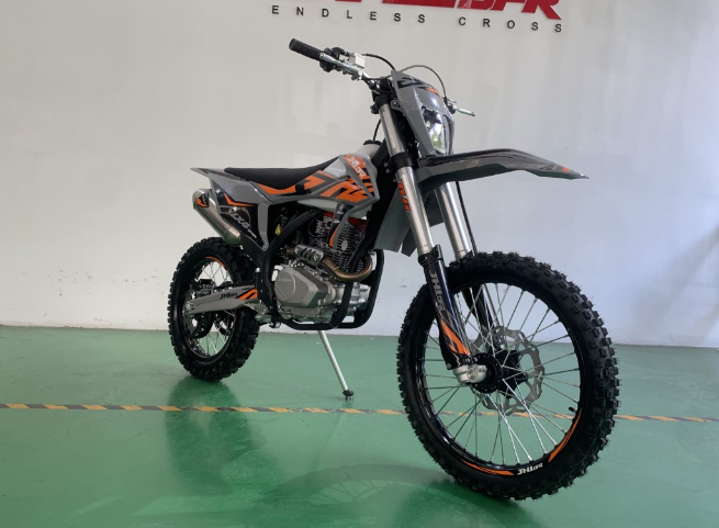 Мотоцикл JHLMOTO JHL LX4 CB300RL (175FMN) в Чите