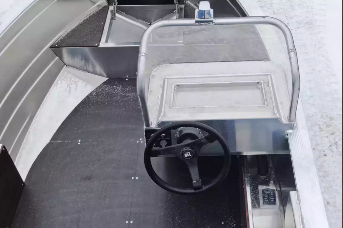 Алюминиевая лодка Неман-400 С в Чите