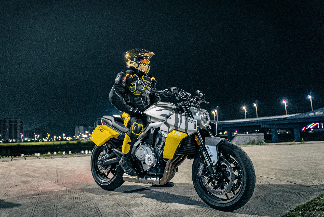 Мотоцикл Benda LFS 700 в Чите