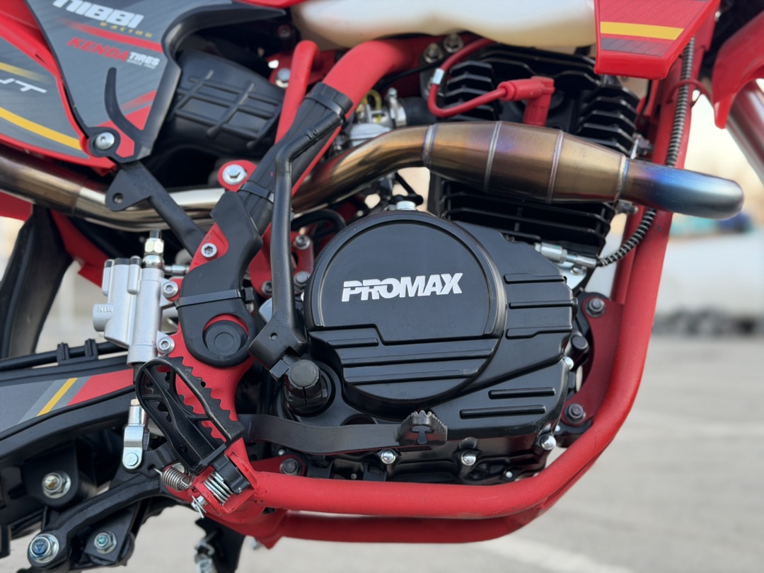 Кроссовый мотоцикл (эндуро) PROMAX BERNAUT 400 в Чите