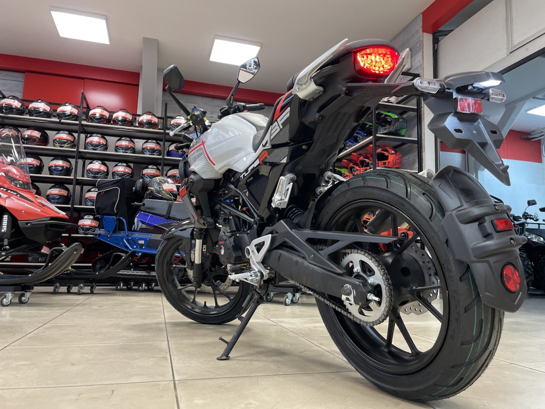 Мопед PROMAX CB150R (49) в Чите