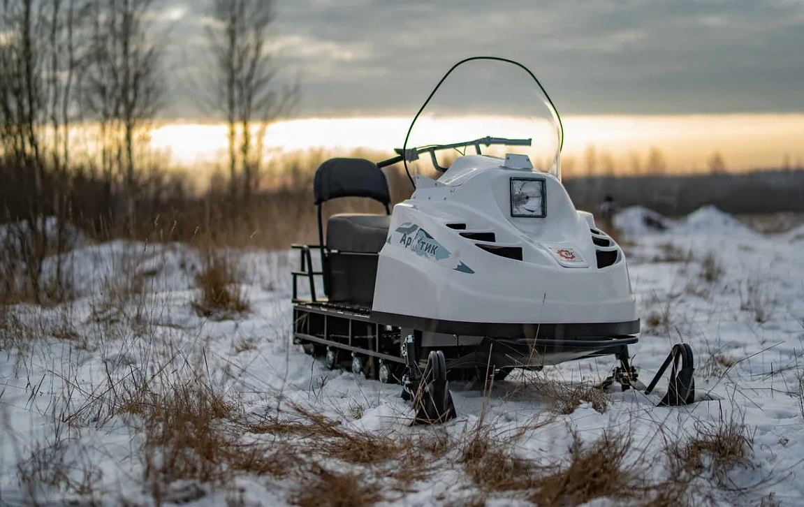 Снегоход БТС "АРКТИК 4Т" 18.5 л.с. э/зап, реверс, тормоз в Чите