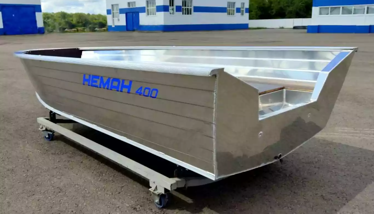 Алюминиевая лодка Неман-400 в Чите
