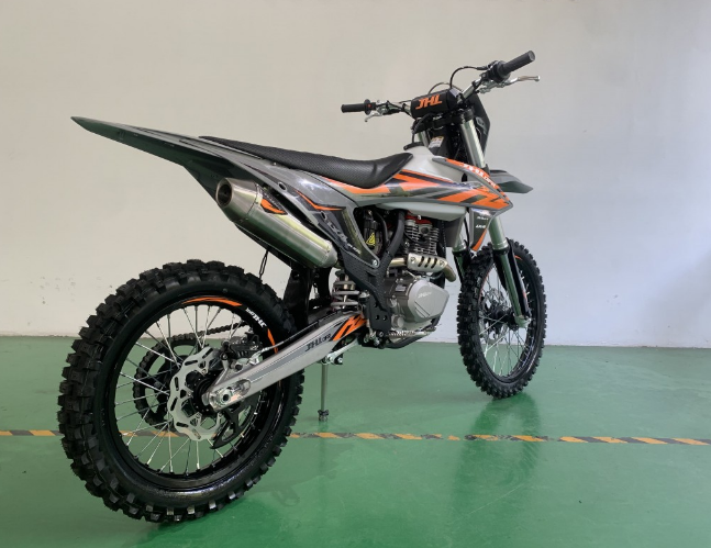 Мотоцикл JHLMOTO JHL LX4 CB300RL (175FMN) в Чите