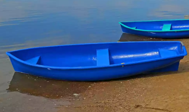 Стеклопластиковая лодка Омуль в Чите