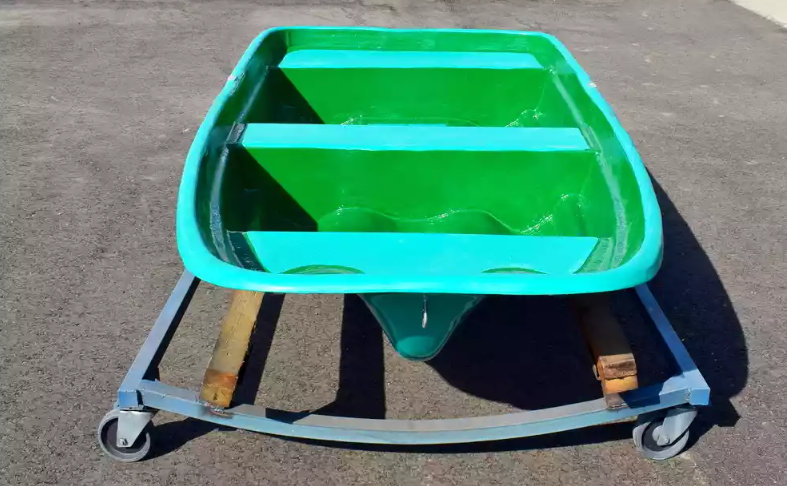 Стеклопластиковая лодка Старт (тримаран) в Чите