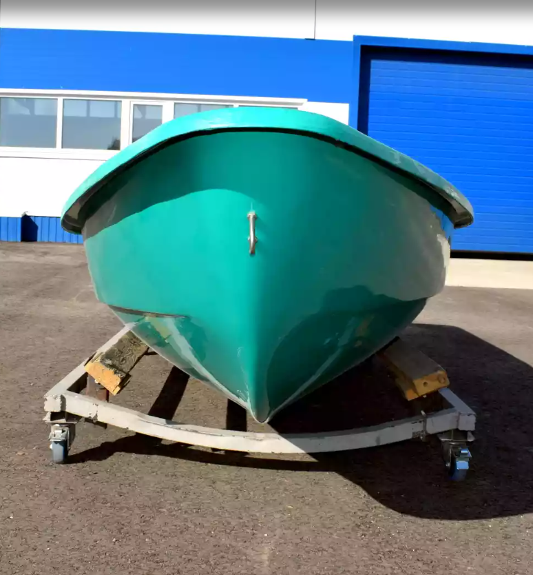 Стеклопластиковая Лодка Голавль в Чите