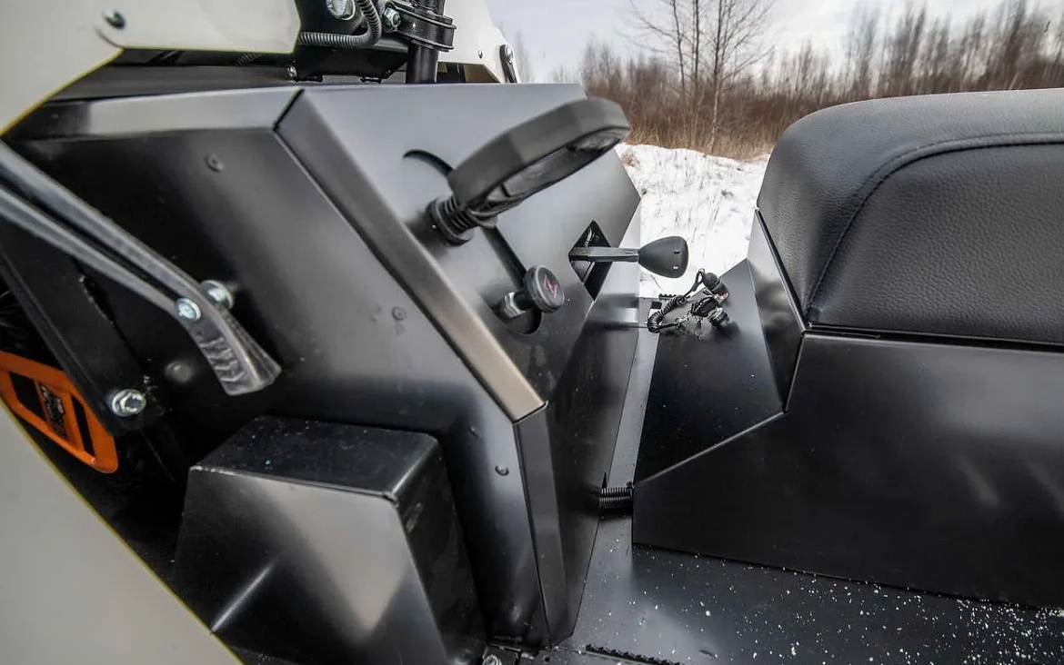 Снегоход БТС "АРКТИК 4Т" 18.5 л.с. э/зап, реверс, тормоз в Чите