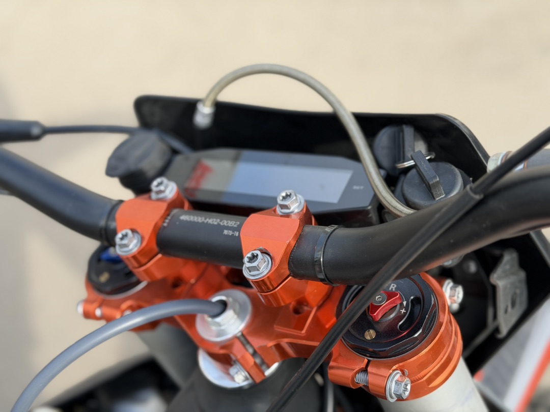 Кроссовый мотоцикл PROMAX HELLCAT KBS350 в Чите