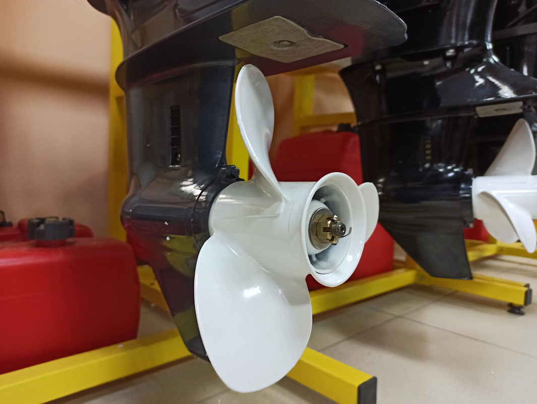 Лодочный мотор BREEZE F9,9S (4х тактный) в Чите