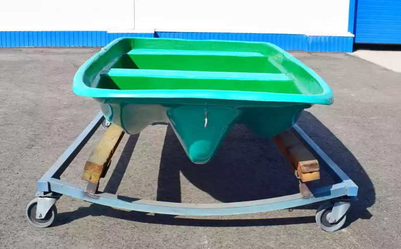 Стеклопластиковая лодка Старт (тримаран) в Чите