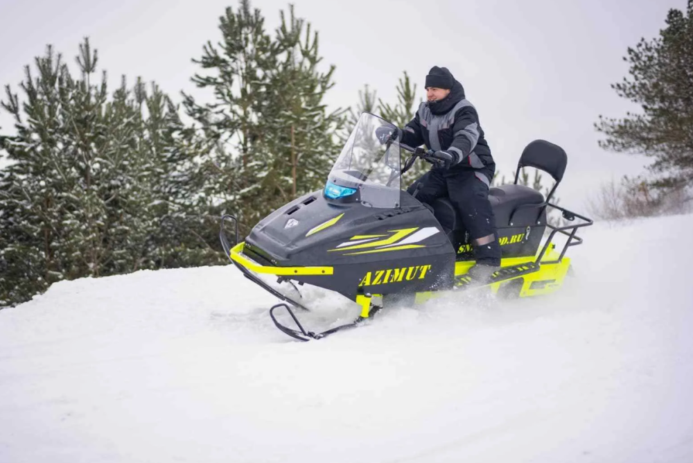 Миниснегоход Бурлак Азимут 24 л.с. , эл.запуск, реверс, тормоз гидравл, капот черный в Чите