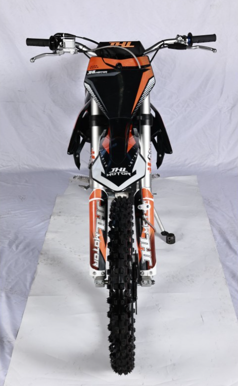 Мотоцикл JHLMOTO JHL LX1 CB250 (172FMM-3A) в Чите