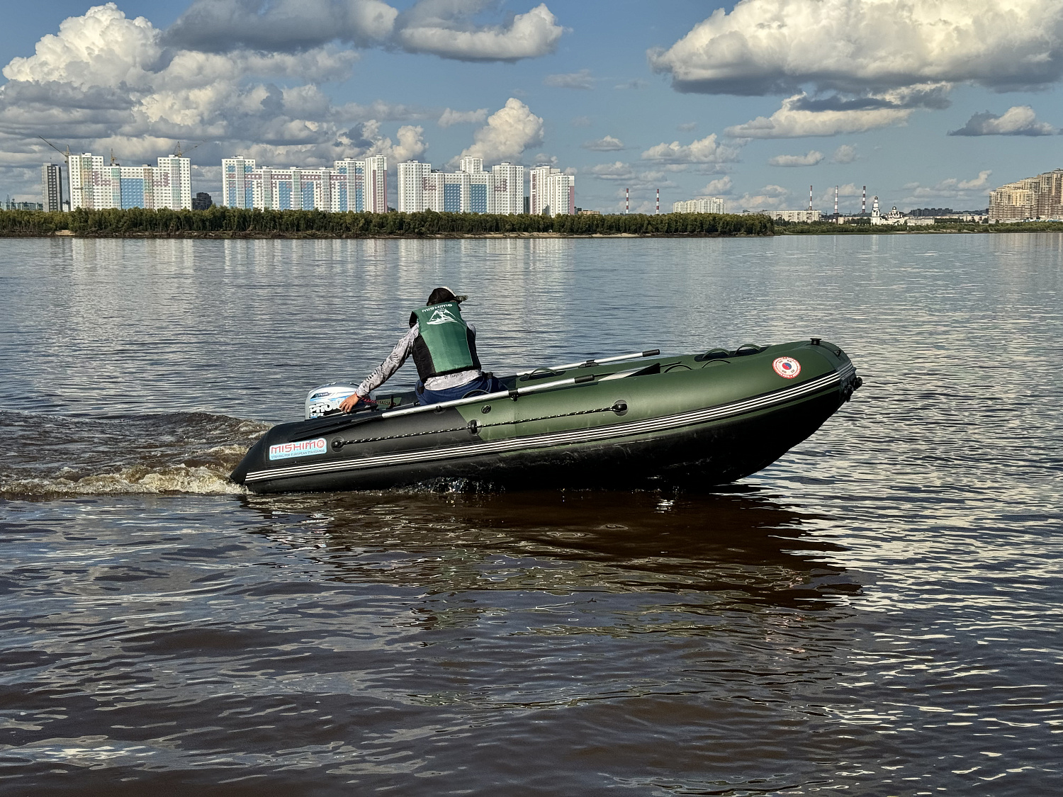 Лодка MISHIMO BIG FLOOR 440 в Чите