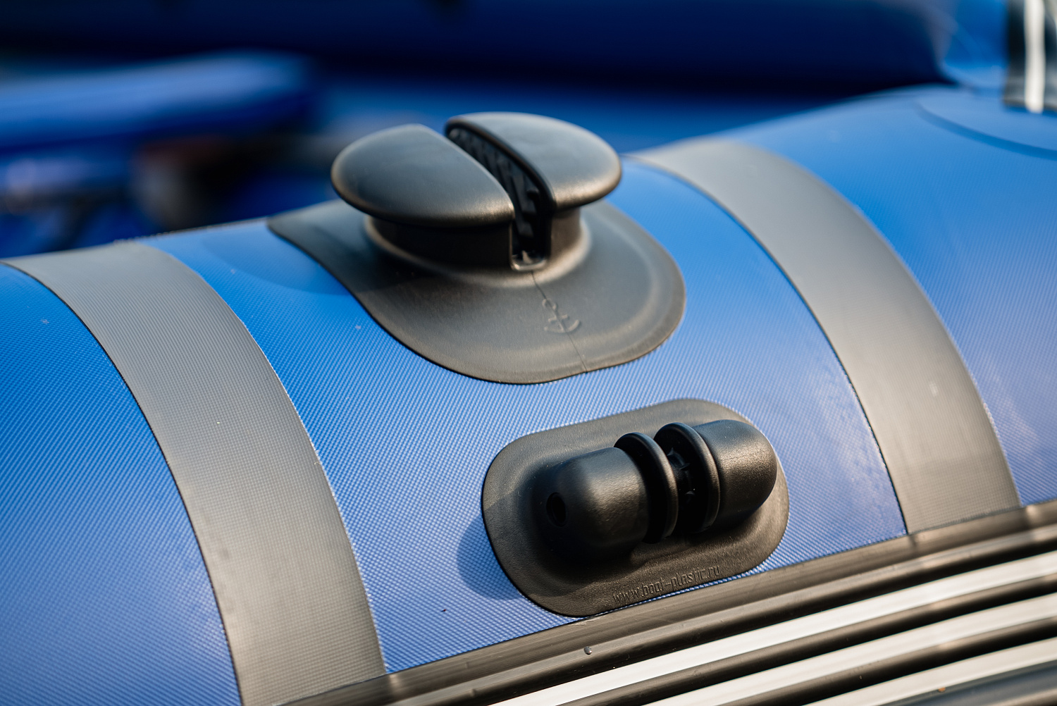 Лодка MISHIMO RIVER FJET PRO 430  под водомет в Чите