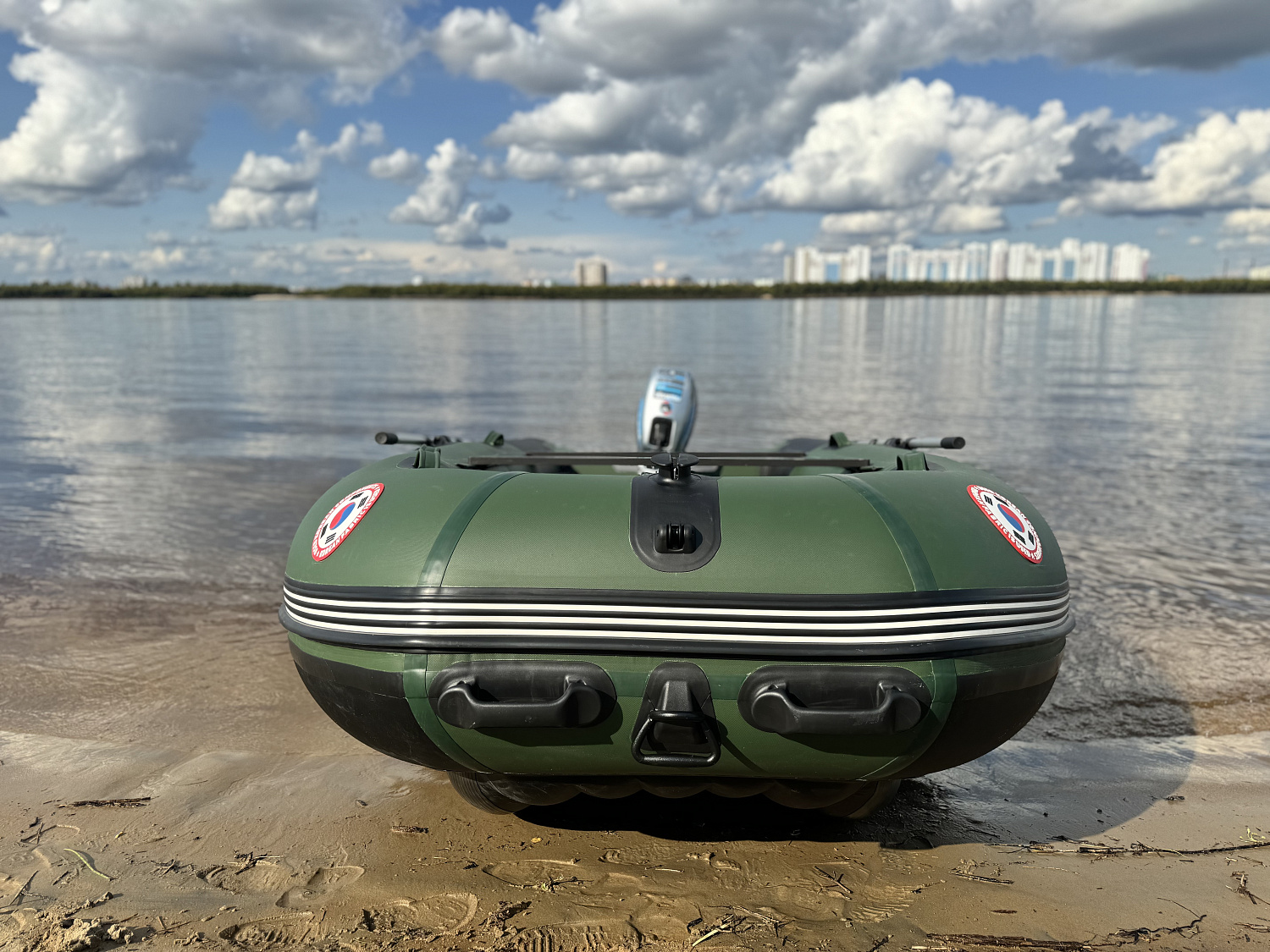 Лодка MISHIMO BIG FLOOR 440 в Чите