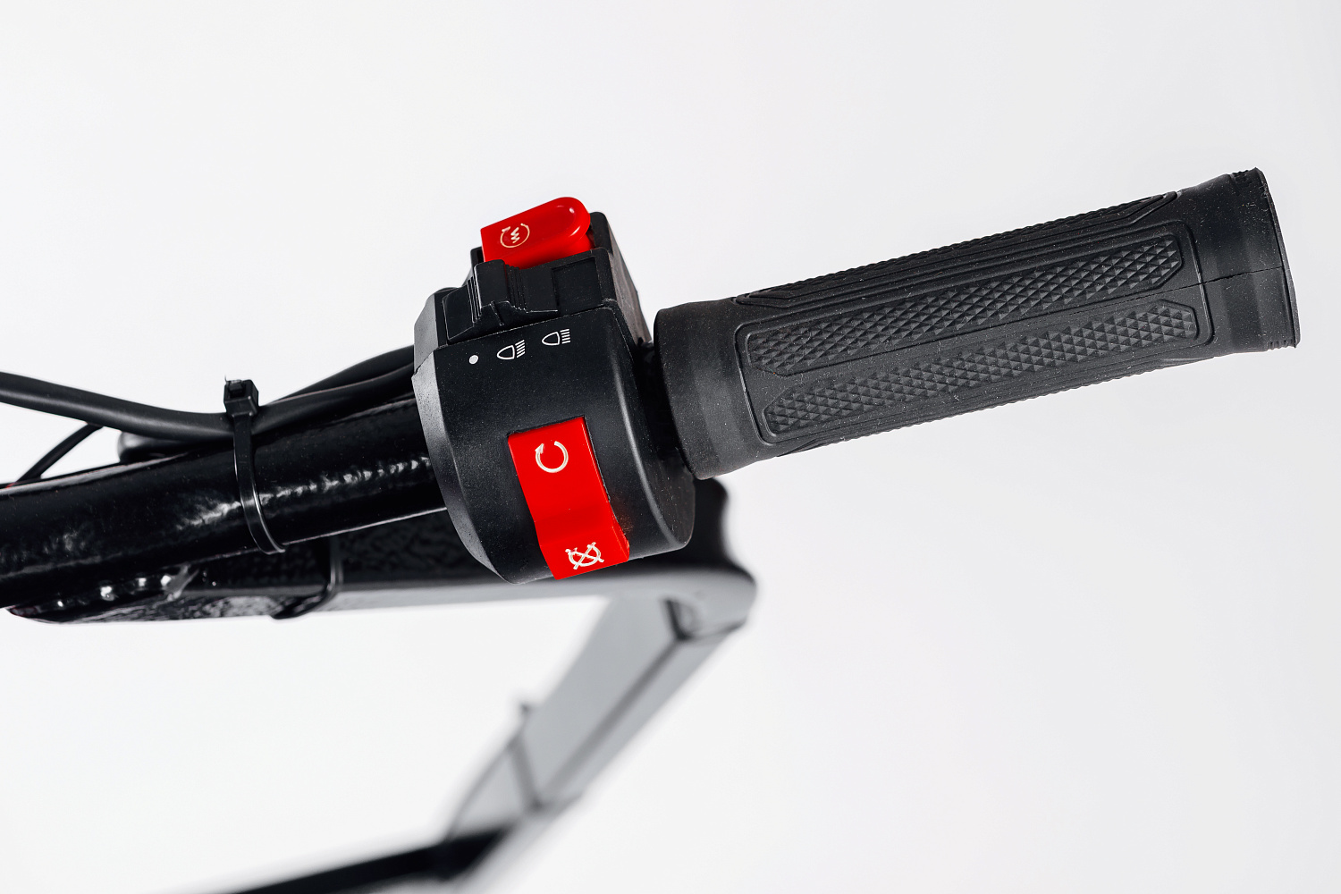 МОТОБУКСИРОВЩИК IKUDZO LONG 2.0 1700/500 EKR19 в Чите