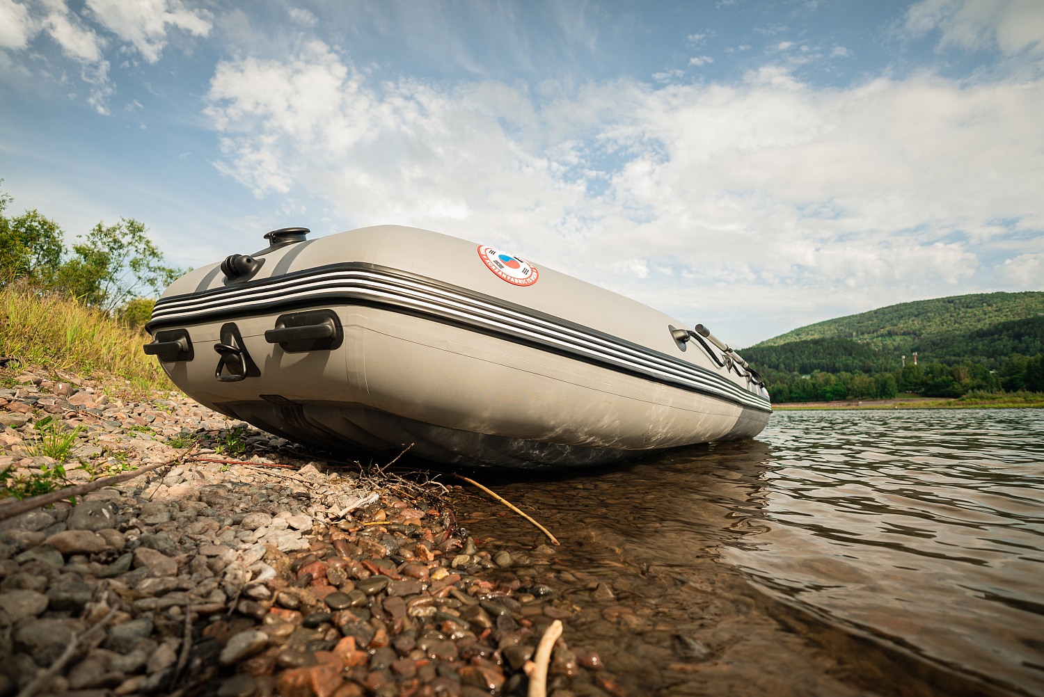 Лодка MISHIMO RIVER JET 390 под водомет в Чите