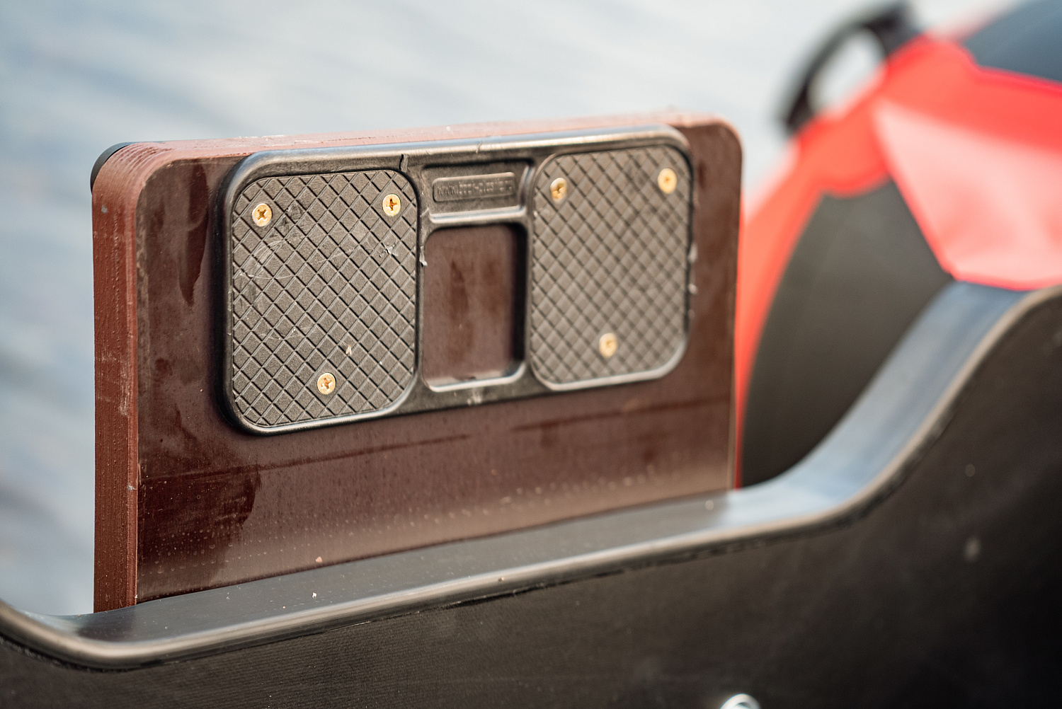 Лодка MISHIMO RIVER FJET PRO 430  под водомет в Чите